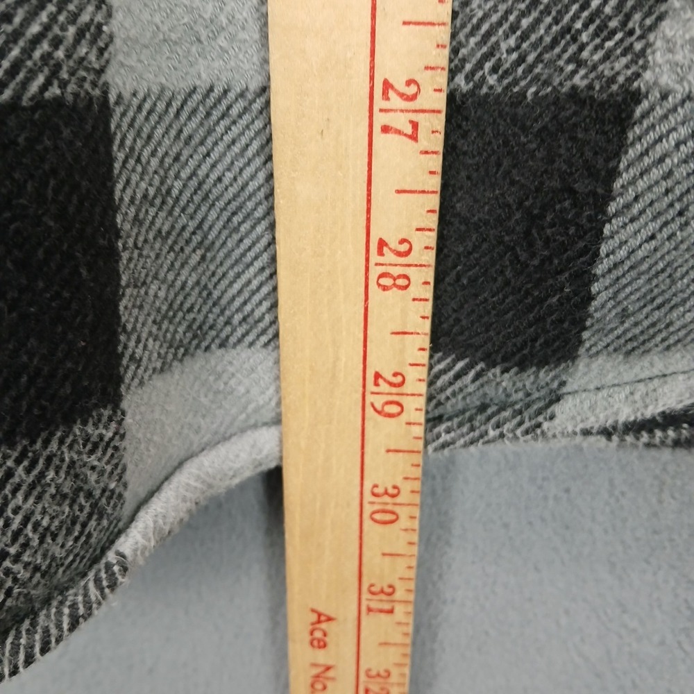 Williams Bay Flannel Shirt Mens Light Gray Black Plaid‎ Chest Pocket Button Up - Picture 6 of 8
